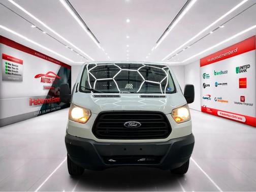 Oxford White 2018 Ford Transit-250 Base