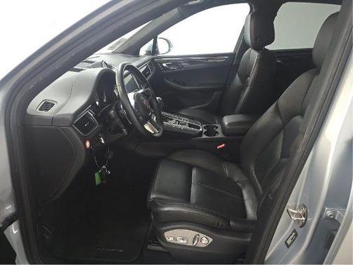 Silver 2018 Porsche Macan S