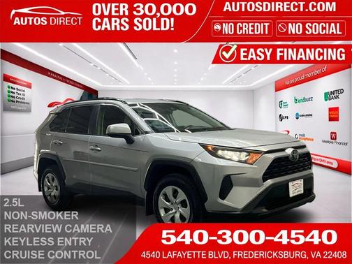 Silver Sky Metallic 2019 Toyota RAV4 LE