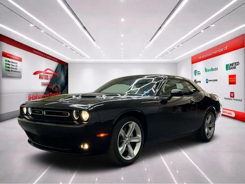Pitch Black Clearcoat 2018 Dodge Challenger R/T