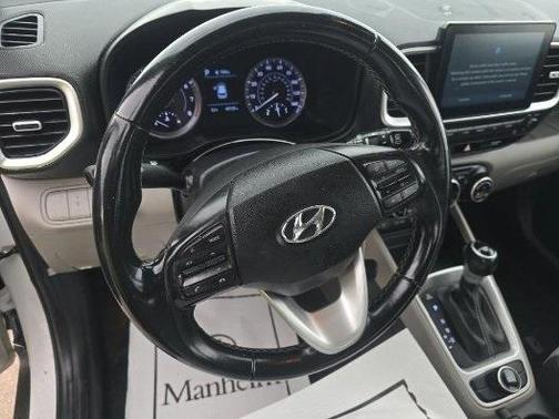 2022 Hyundai VENUE SEL