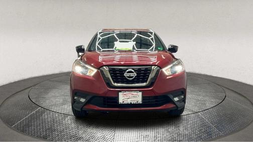 2019 Nissan Kicks SR