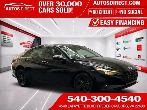 Phantom Black 2022 Hyundai ELANTRA SEL
