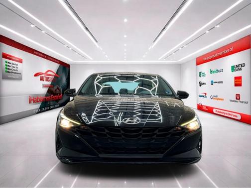 Phantom Black 2022 Hyundai ELANTRA SEL