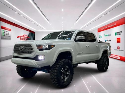 2017 Toyota Tacoma SR5