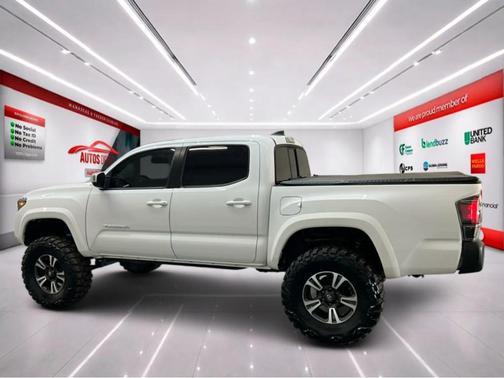 2017 Toyota Tacoma SR5