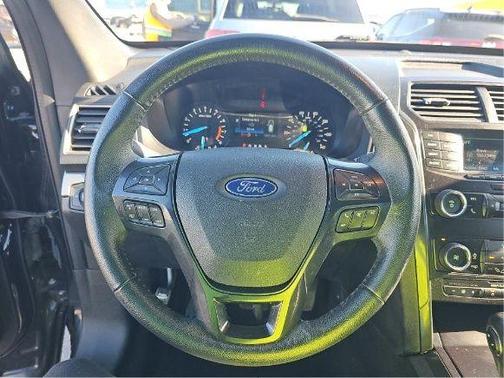 Black Metallic 2019 Ford Explorer XLT