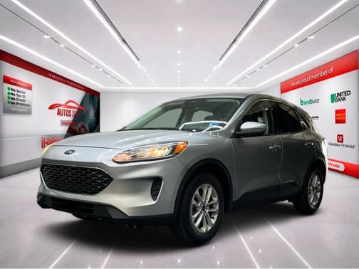 Silver Metallic 2021 Ford Escape SE