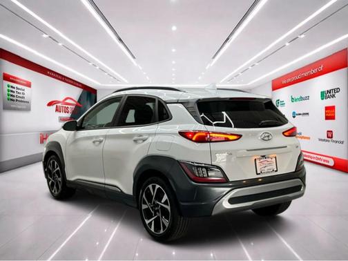 Lunar White 2022 Hyundai KONA Limited
