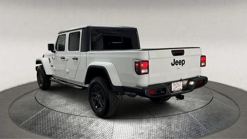 2024 Jeep Gladiator Sport