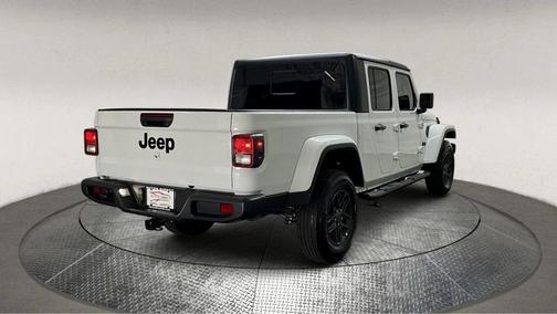 2024 Jeep Gladiator Sport