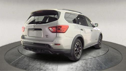 2019 Nissan Pathfinder SL