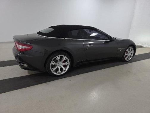 2015 Maserati GranTurismo Base