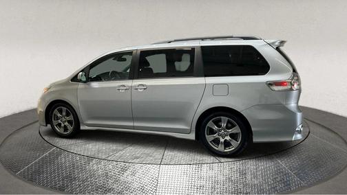 2018 Toyota Sienna SE