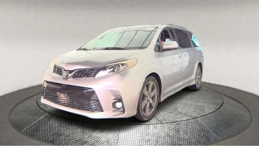 2018 Toyota Sienna SE