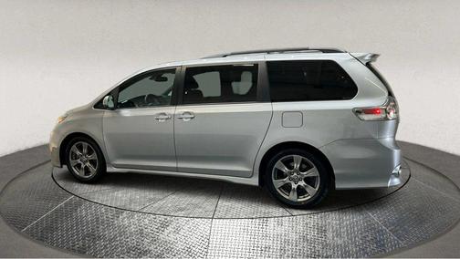 2018 Toyota Sienna SE