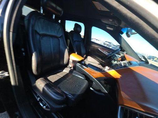 2020 Lincoln Nautilus Black Label