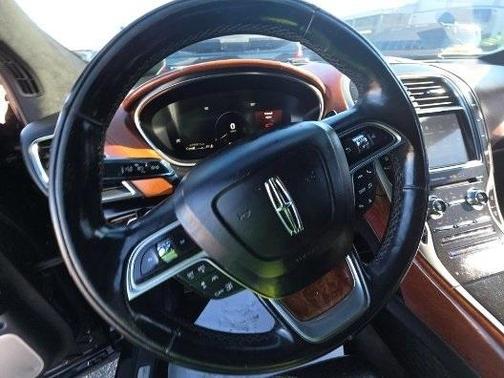 2020 Lincoln Nautilus Black Label