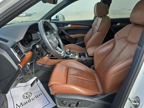 2022 Audi Q5 45 S line Prestige
