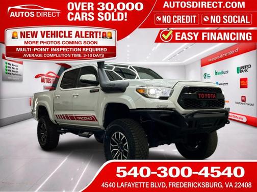 Super White 2019 Toyota Tacoma TRD Sport