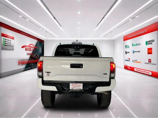 Super White 2019 Toyota Tacoma TRD Sport