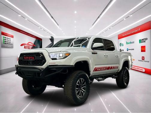 Super White 2019 Toyota Tacoma TRD Sport
