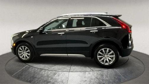 2022 Cadillac XT4 Premium Luxury