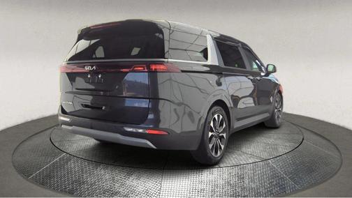 2022 Kia Carnival EX