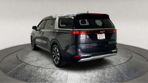 2022 Kia Carnival EX