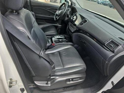 2019 Honda Pilot Touring 7-Passenger