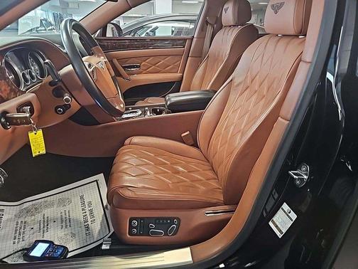 2014 Bentley Flying Spur Base