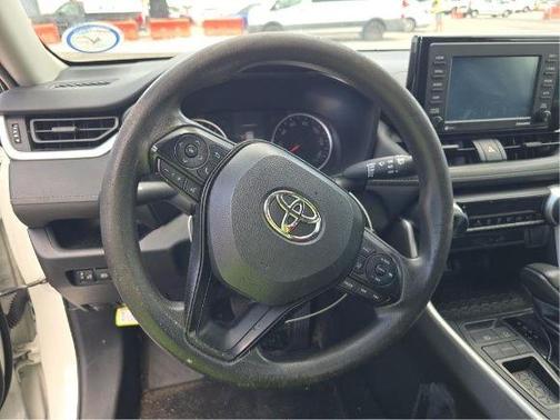 Super White 2020 Toyota RAV4 LE