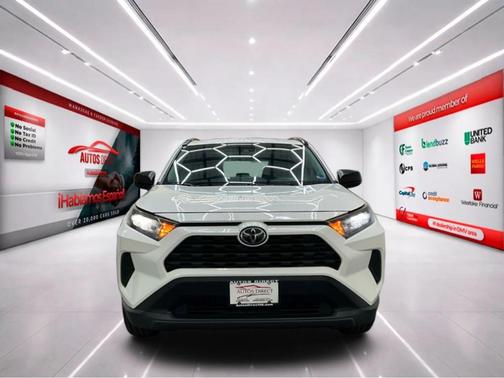 Super White 2020 Toyota RAV4 LE