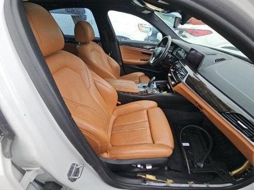 2019 BMW 530e iPerformance