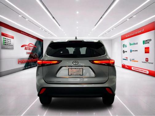 Celestial Silver Metallic 2021 Toyota Highlander L