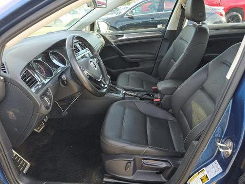 2018 Volkswagen Golf Alltrack TSI S