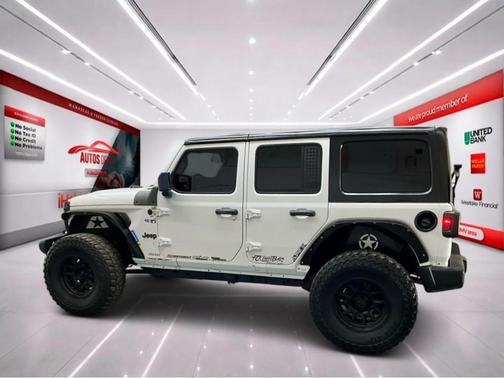 Bright White Clearcoat 2021 Jeep Wrangler Unlimited Sport Altitude