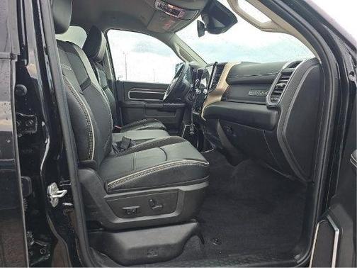 Diamond Black 2024 RAM 2500 Laramie
