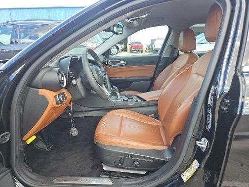 2019 Alfa Romeo Giulia Base