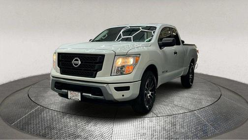 2022 Nissan Titan SV
