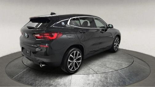 2023 BMW X2 xDrive28i