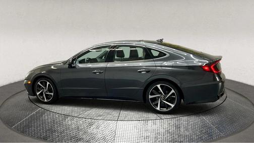 2022 Hyundai SONATA SEL Plus