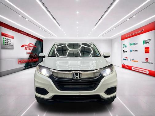 White 2022 Honda HR-V LX