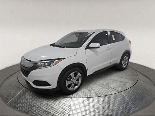 White 2022 Honda HR-V LX