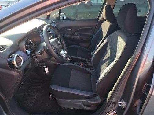 2023 Nissan Versa 1.6 SV