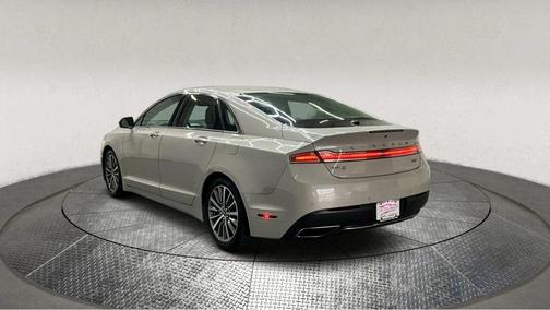 2020 Lincoln MKZ Standard