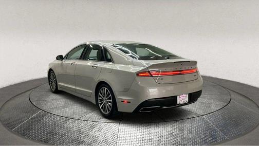 2020 Lincoln MKZ Standard