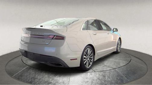 2020 Lincoln MKZ Standard