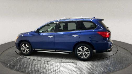 2019 Nissan Pathfinder SV