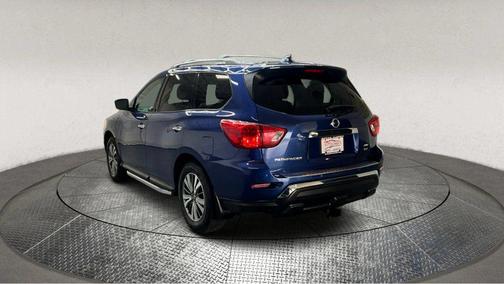 2019 Nissan Pathfinder SV
